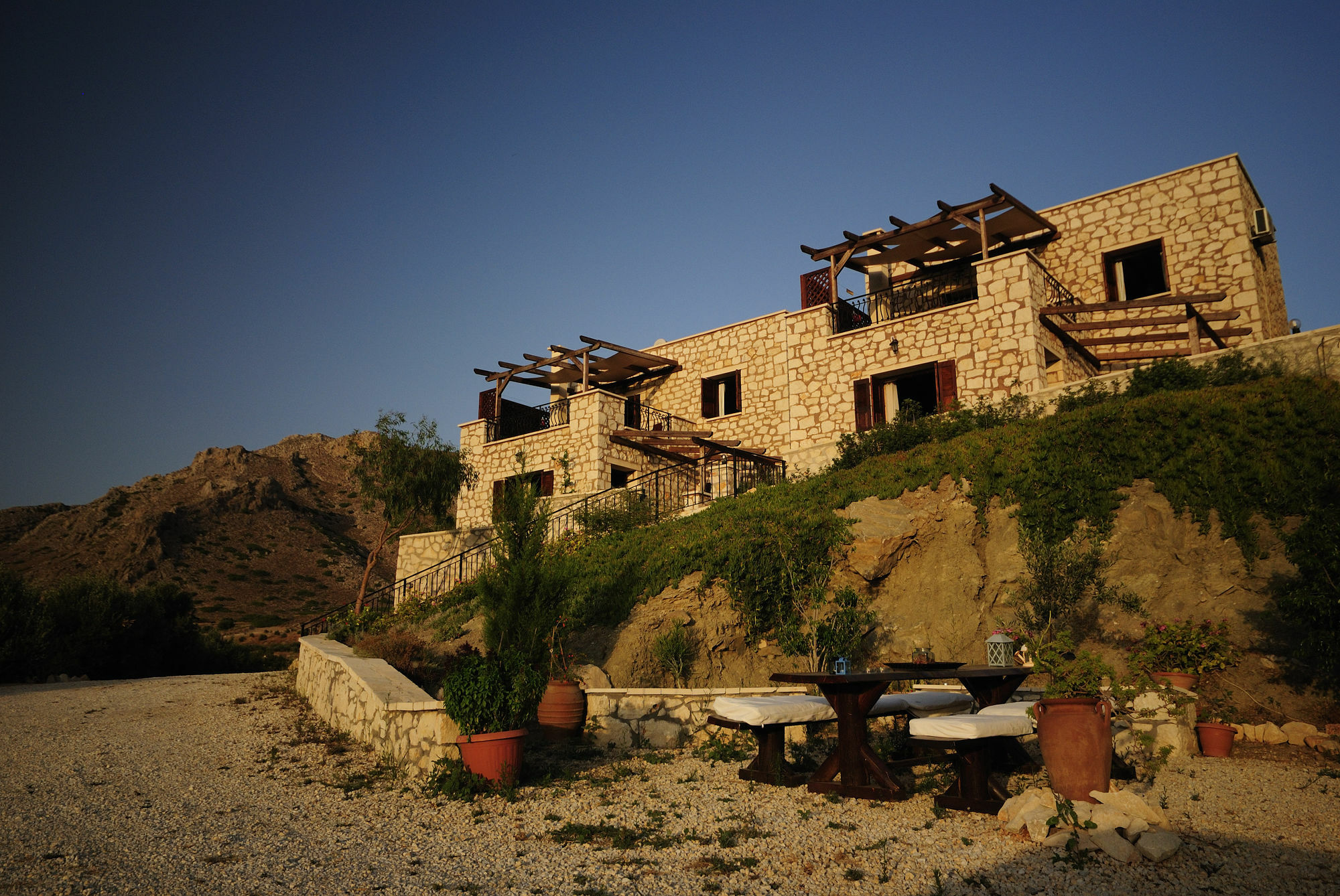 Ville Du Soleil - Exclusive Homes With Rustic Charm And Sensational Views Of The Mediterranean Sea Makrýgialos Eksteriør billede