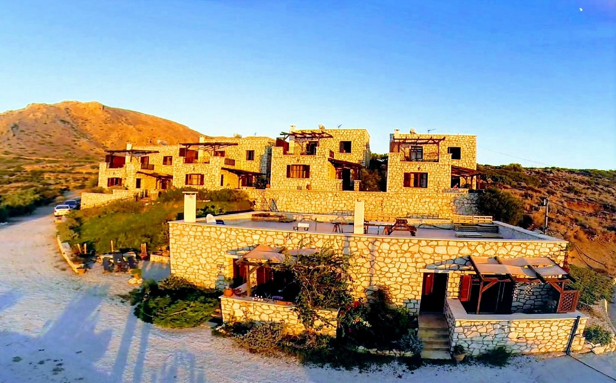 Ville Du Soleil - Exclusive Homes With Rustic Charm And Sensational Views Of The Mediterranean Sea Makrýgialos Eksteriør billede